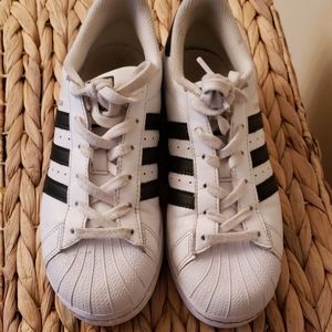 Women's Adidas Superstar
